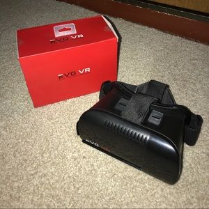 Evo VR headset